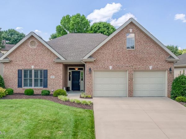1023 Waterbrooke Lane, Johnson City, TN 37604