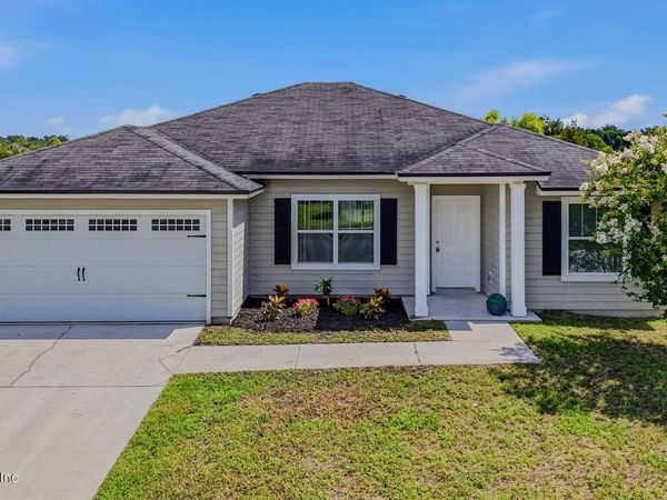 8170 GOLDEN BAMBOO Drive, Jacksonville, FL 32219