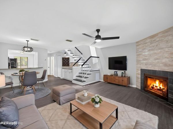 7701 BAYMEADOWS Circle W, Unit 1074, Jacksonville, FL 32256