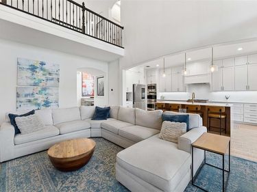 7163 Kentwood Drive, Frisco, TX 75034