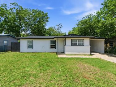 2332 Felder Lane, Fort Worth, TX 76112