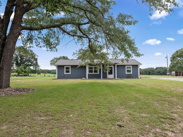 821 County road 3245 , Quitman, TX 75783