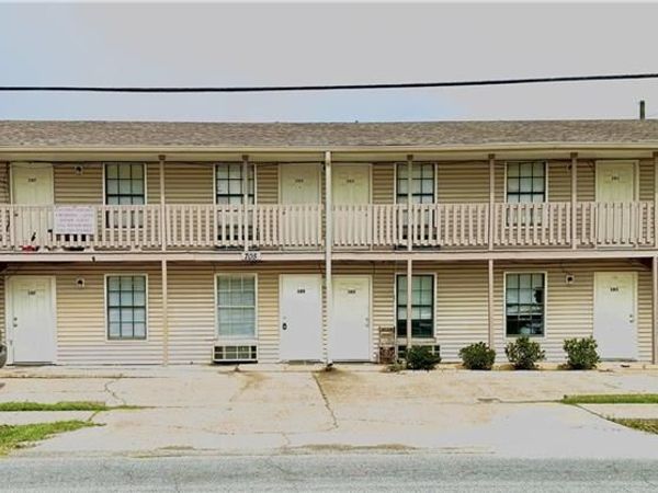705 CENTRAL Avenue, Unit 103, Jefferson, LA 70121