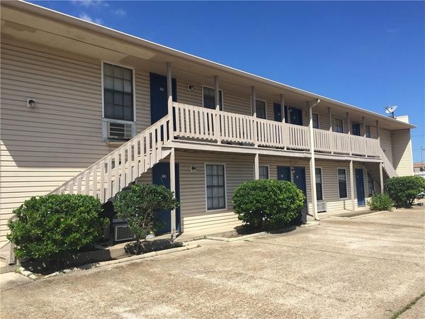 705 CENTRAL Avenue, Unit 203, Jefferson, LA 70121
