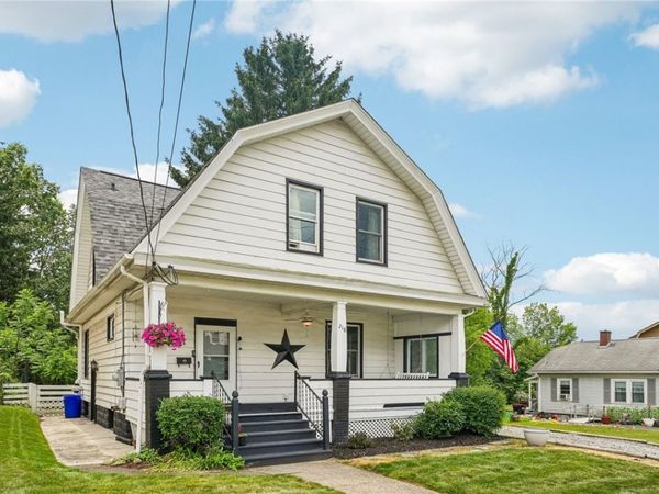 218 E Hillcrest Avenue , New Castle, PA 16105