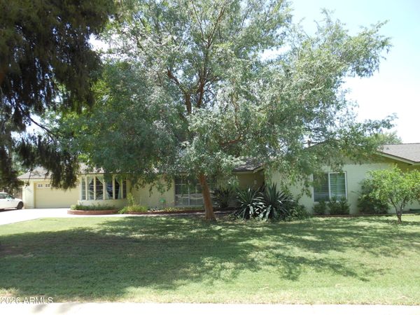 8104 N 8TH Avenue, Phoenix, AZ 85021