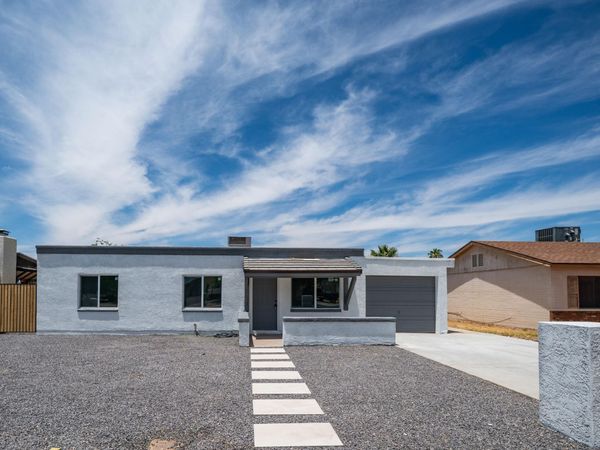 18218 N 33RD Drive, Phoenix, AZ 85053