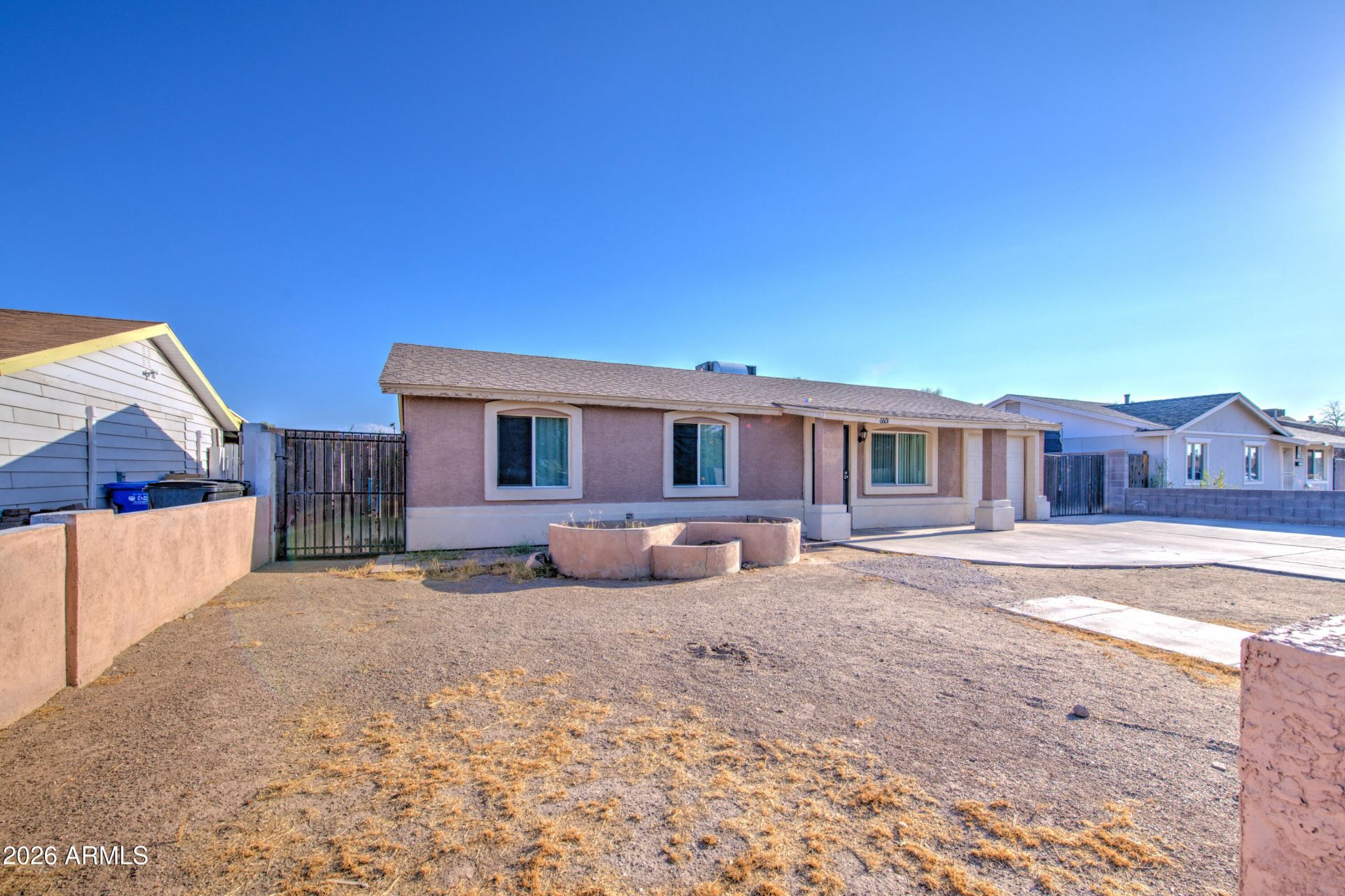 6601 W Monte Vista Road, Phoenix, AZ 85035 Main Photo