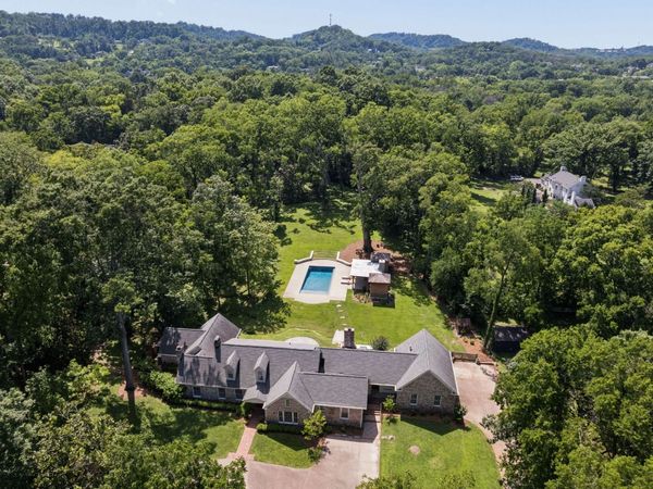 4911 Sewanee Rd , Nashville, TN 37220