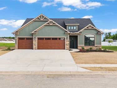 3113 Seminole Way, Piqua, OH 45356