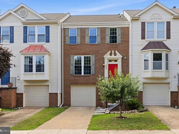 6428 OVERCOAT LANE, CENTREVILLE, VA 20121