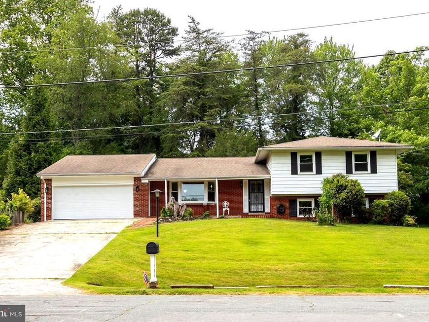 11506 Karen Drive , Rockville, MD 20854 Main Photo
