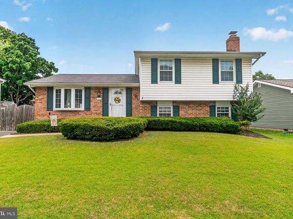 7915 KINGS BENCH PLACE, PASADENA, MD 21122