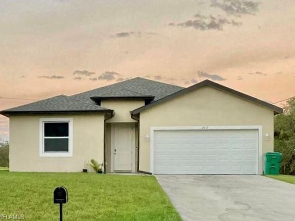 2013 Odessa CIR , LABELLE, FL 33935