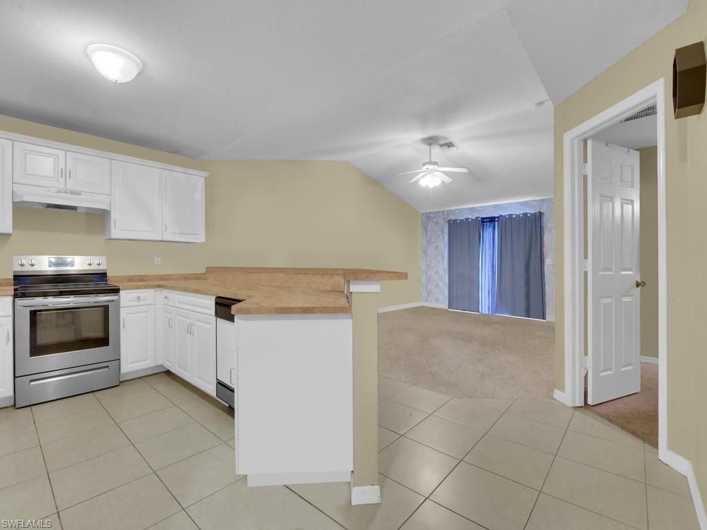 732/734 Holmes Ave, Lehigh Acres, FL 33974 Photo