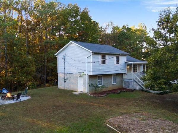 988 Davenport Road , Dalton, GA 30721