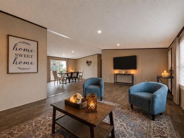 139 Lark Meadow Drive, Runaway Bay, TX 76426