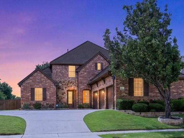 8611 Weston Lane, Lantana, TX 76226