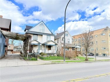 948 Monroe Avenue , Rochester, NY 14607