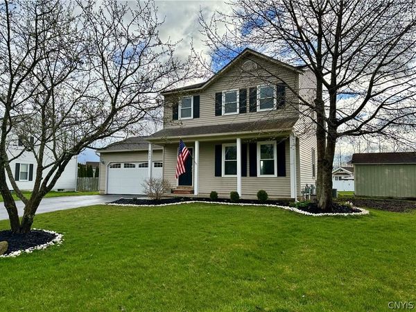 8662 Bayview Drive , Cicero, NY 13039