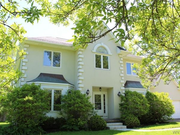 125 Hobnail Drive , Amherst, NY 14228