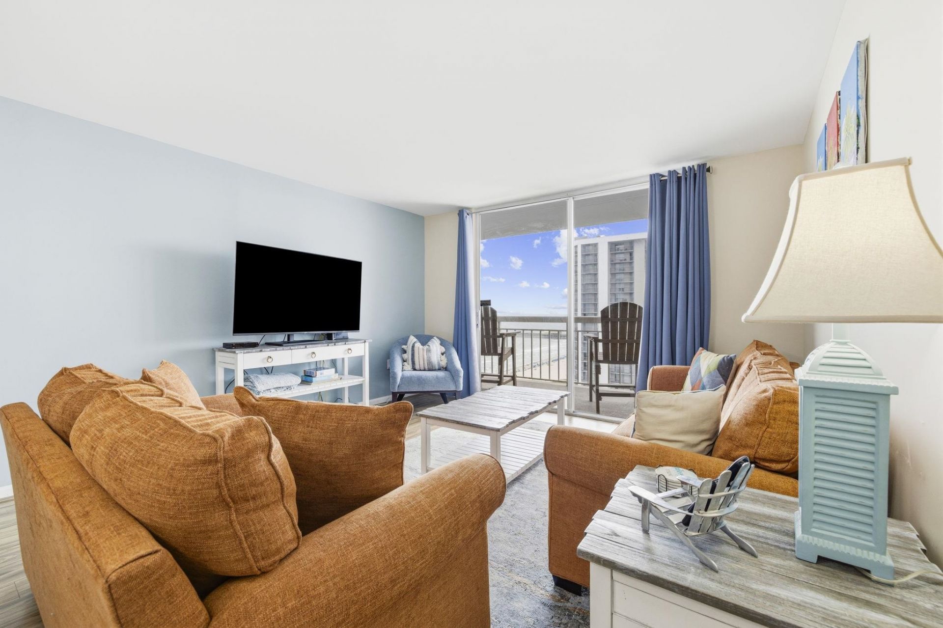 9820 Queensway Blvd.  Photo 5