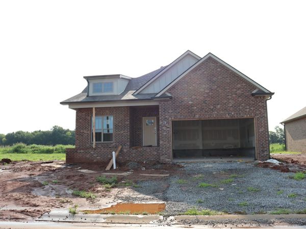 229 Harvest Moon Dr, Clarksville, TN 37043