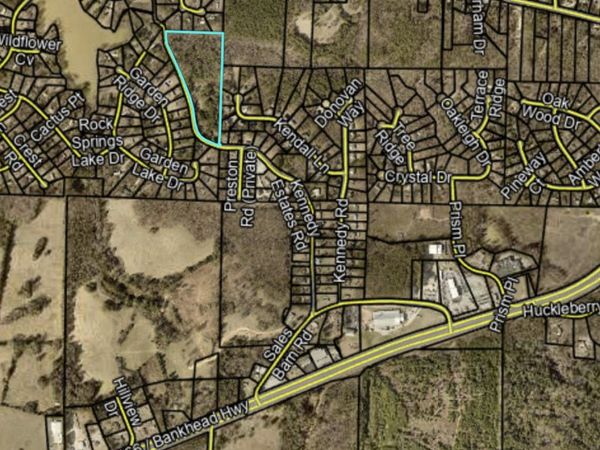 305 Kennedy Estates Road, Carrollton, GA 30116