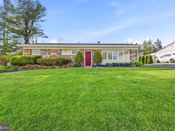 637 SCHOOL LINE DRIVE, KING OF PRUSSIA, PA 19406