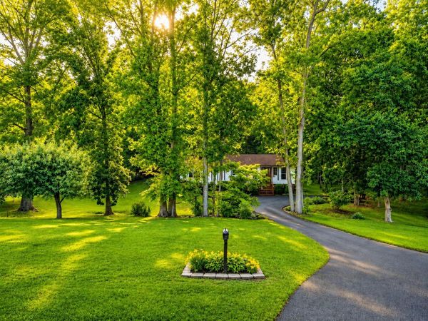 7357 AUBURN MILL ROAD, WARRENTON, VA 20187