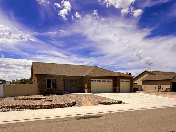 1526 Hickory Drive, Montrose, CO 81401