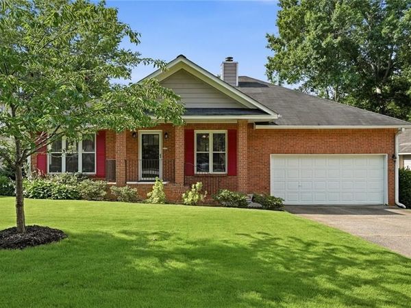 140 Greenmont Circle , Alpharetta, GA 30009