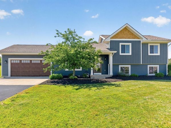 10273 State Route 287 , Zanesfield, OH 43360