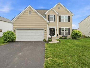 3654 Natalie Drive , Grove City, OH 43123