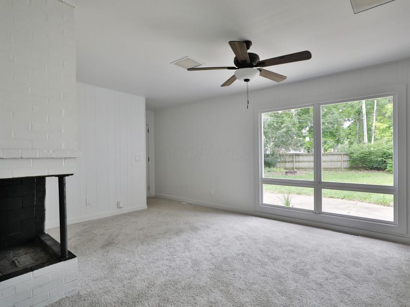435 N Murray Hill Road , Columbus, OH 43228 Photo 15