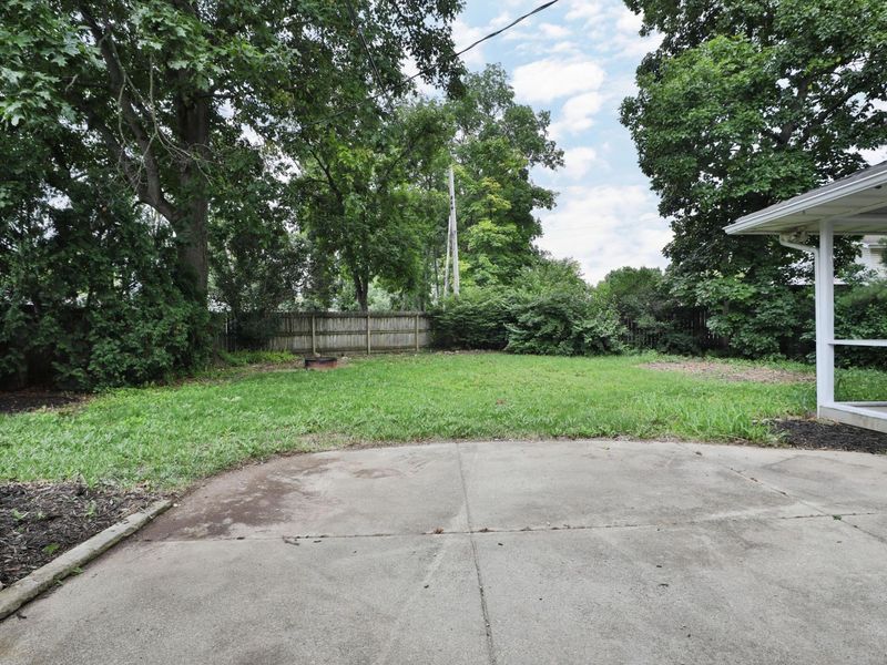 435 N Murray Hill Road , Columbus, OH 43228 Photo 31