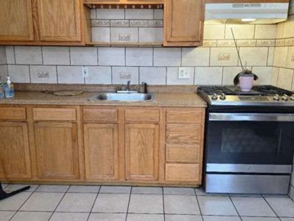 196 Rodman Street, Unit 2, Fall River, MA 02721