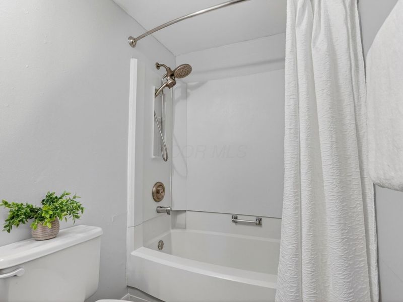 6844 Metuchen Place, Reynoldsburg, OH 43068 Photo 12