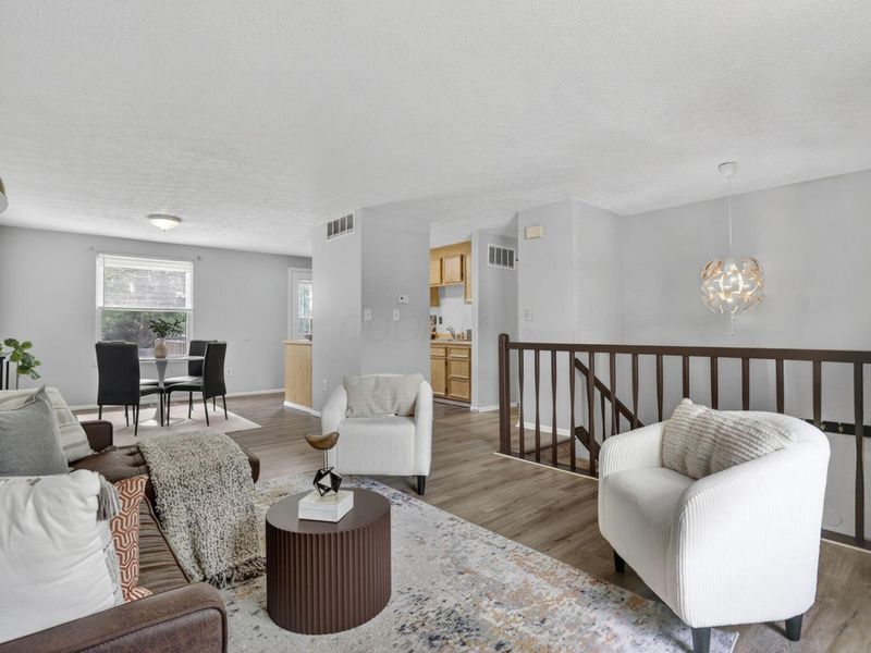 6844 Metuchen Place, Reynoldsburg, OH 43068 Photo 2