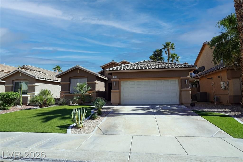 81 Saint Johns Wood Avenue, Henderson, NV 89002 Main Photo