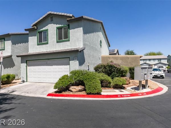 5256 Prism Place, Las Vegas, NV 89118