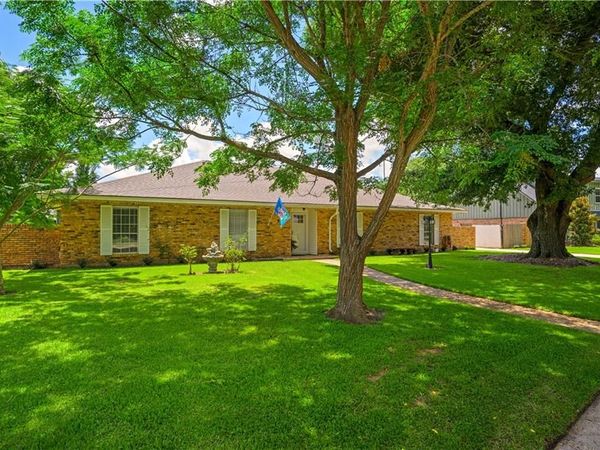 4809 WHITECHAPEL Boulevard , Alexandria, LA 71303