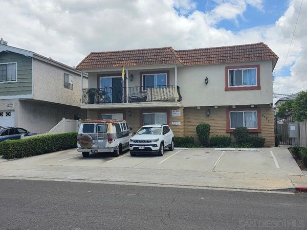 4387 Illinois , Unit 8, San Diego, CA 92104