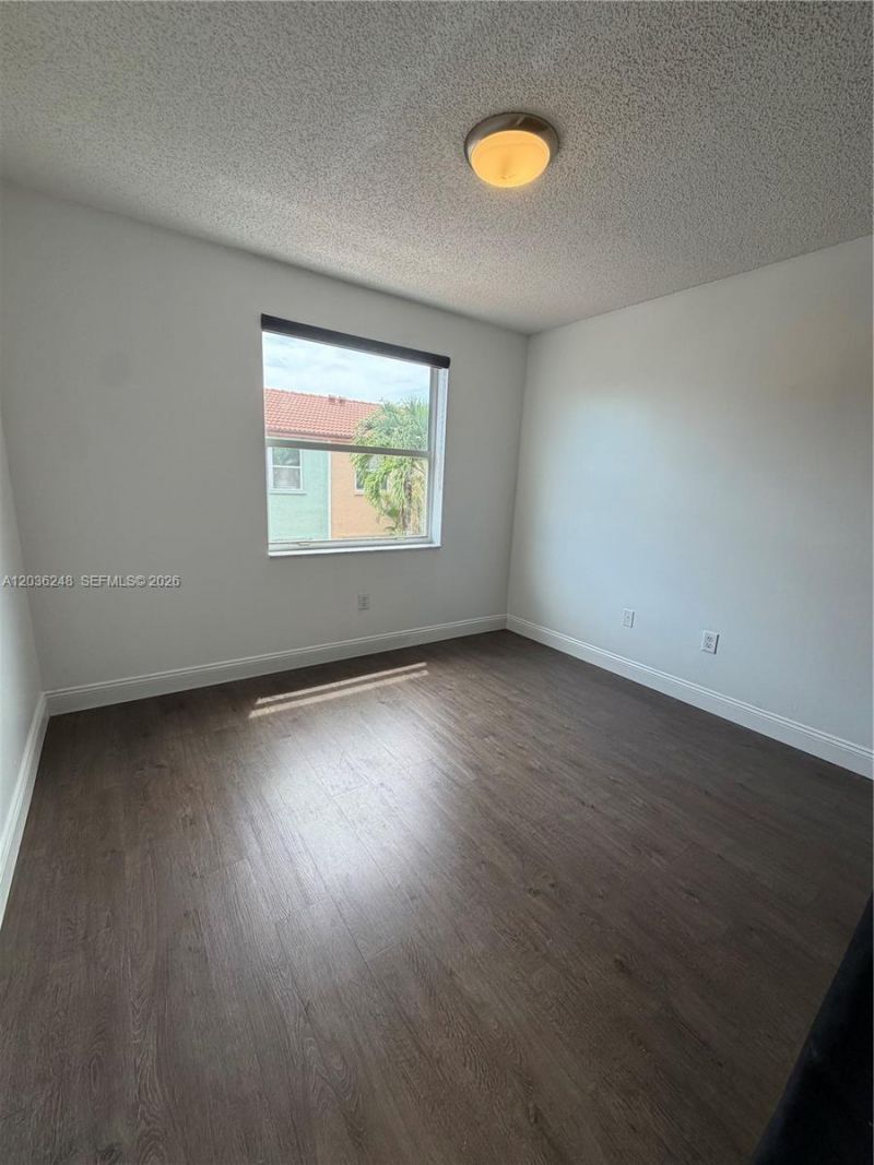 15112 NW 8th St , Unit 77, Pembroke Pines, FL 33028 Photo