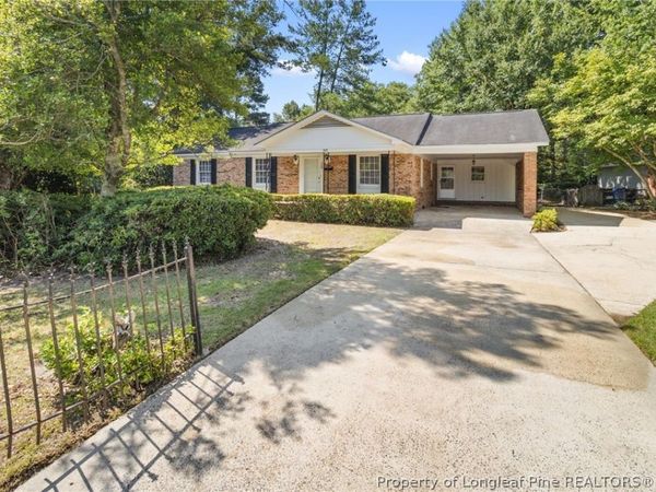 309 Kenwood Drive , Fayetteville, NC 28311