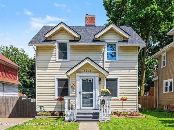1712 Osborn Road, Lansing, MI 48915