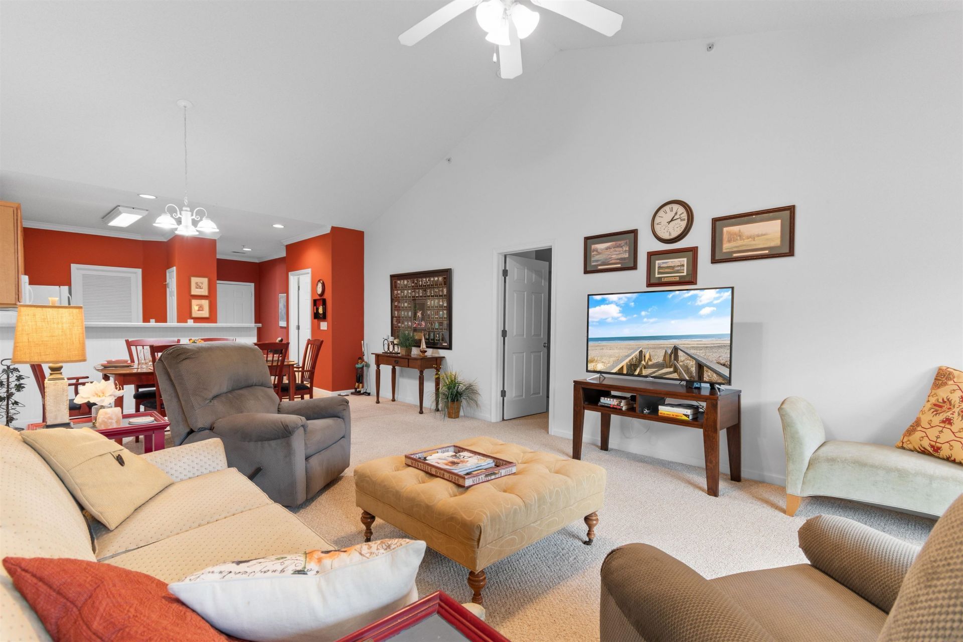 5846 Longwood Dr.  Photo 10