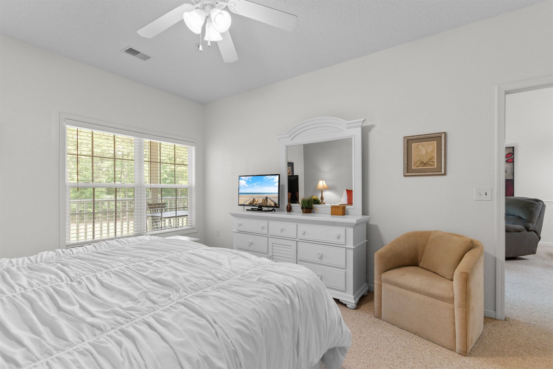 5846 Longwood Dr.  Photo 15