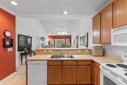 5846 Longwood Dr.  photo 4