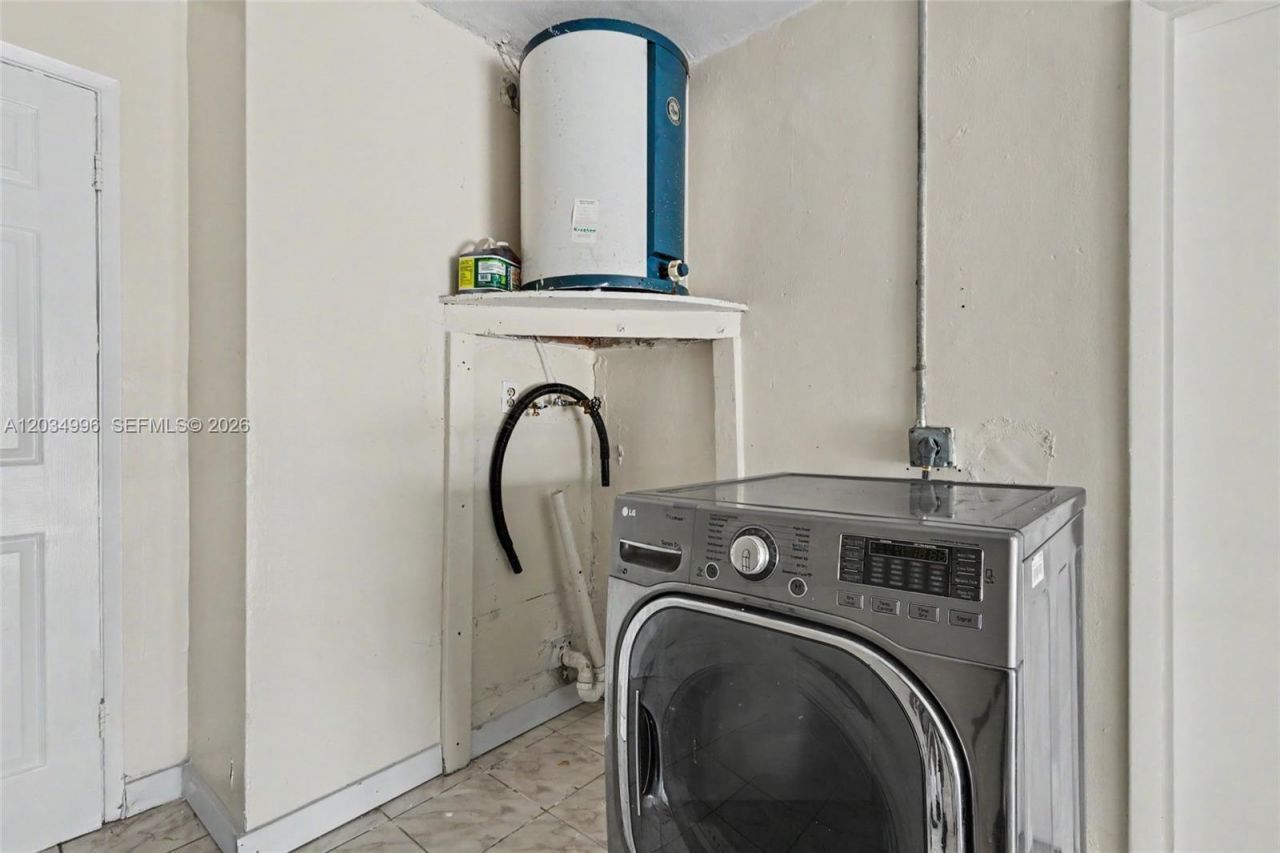 4397 NW 47th Ter , Lauderdale Lakes, FL 33319 Photo